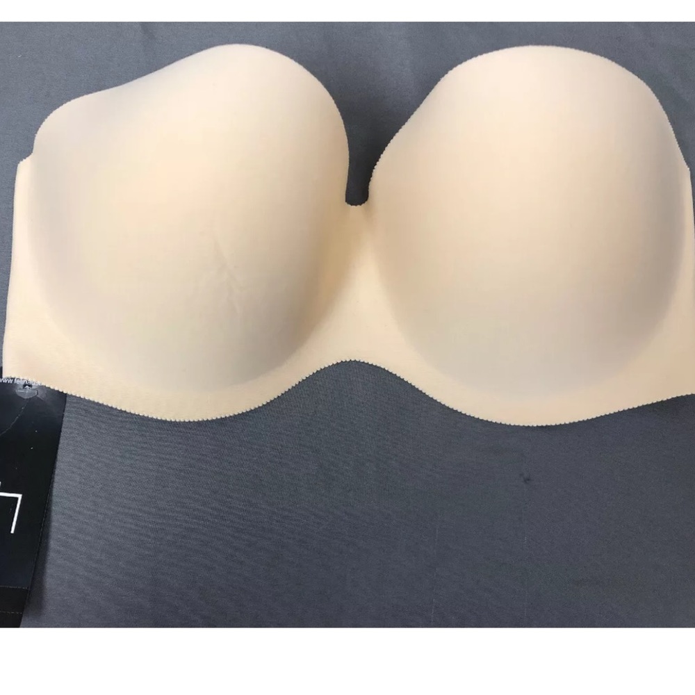 Felina Strapless Bra 32d 32 D Nude New NWT sexy
